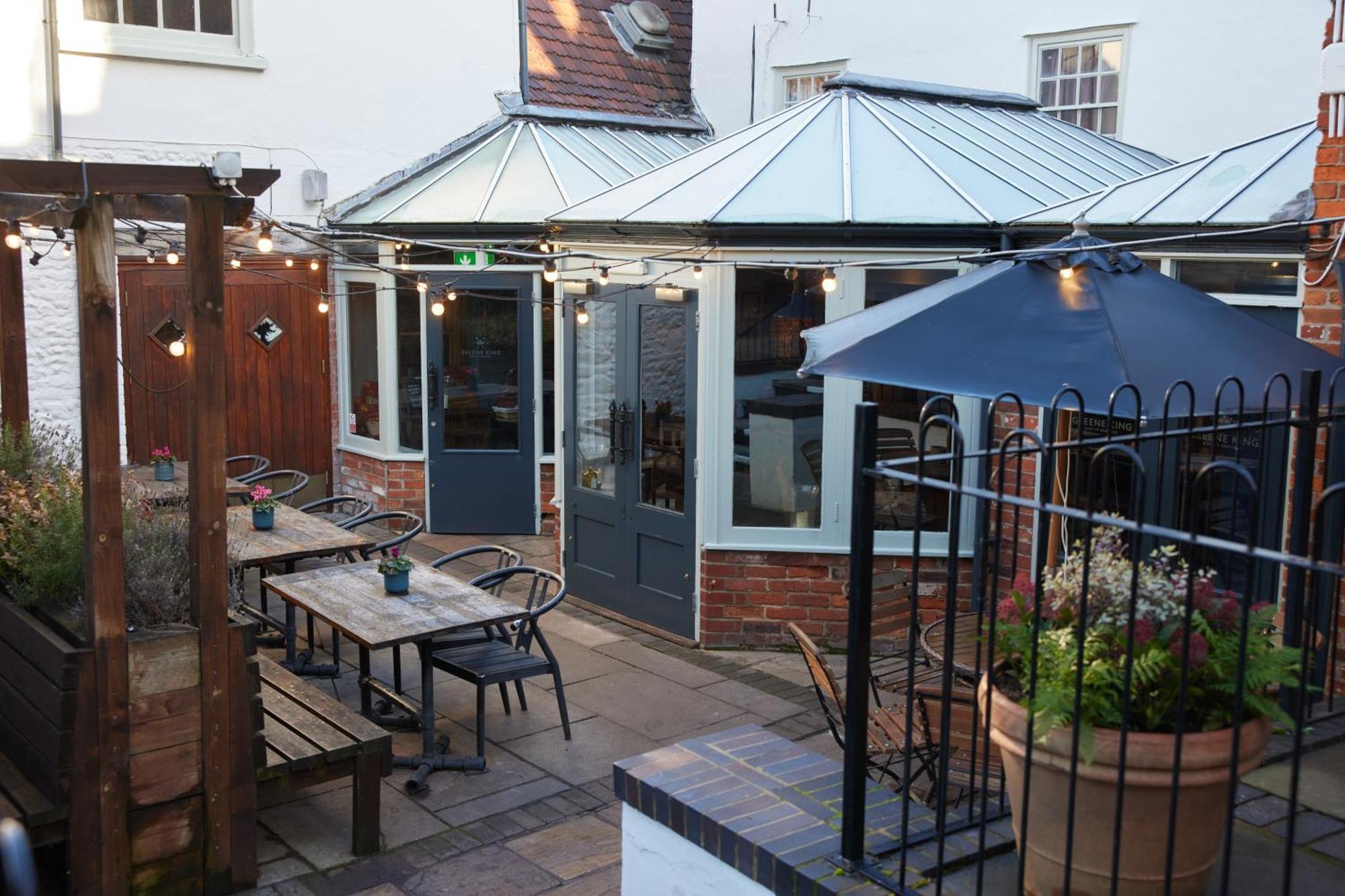 Dog And Partridge By Greene King Inns Bury St. Edmunds Exterior photo