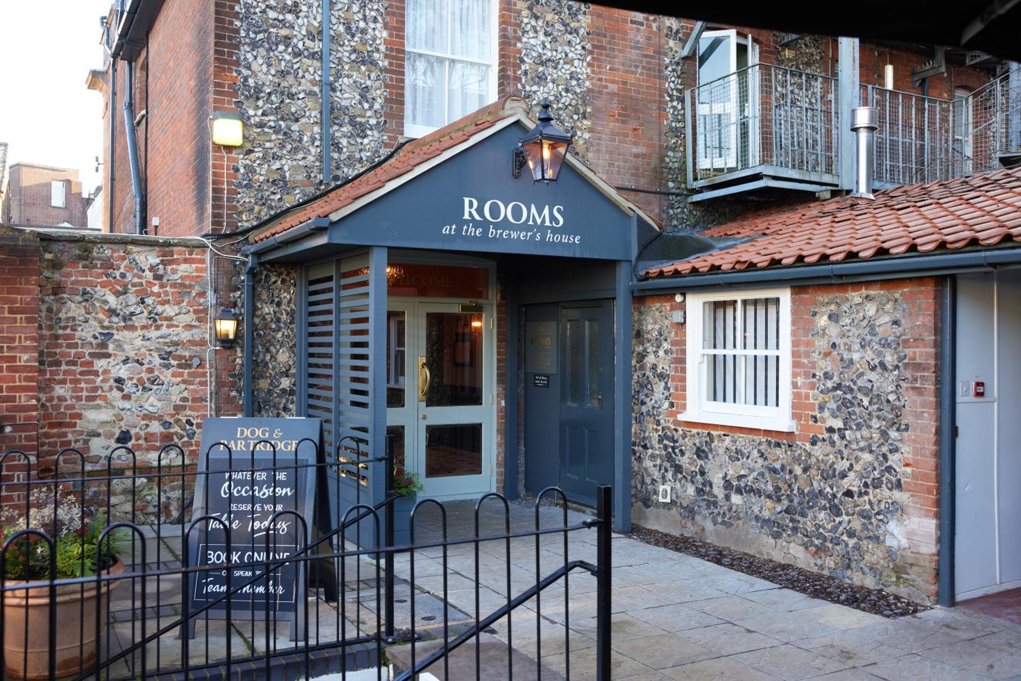 Dog And Partridge By Greene King Inns Bury St. Edmunds Exterior photo
