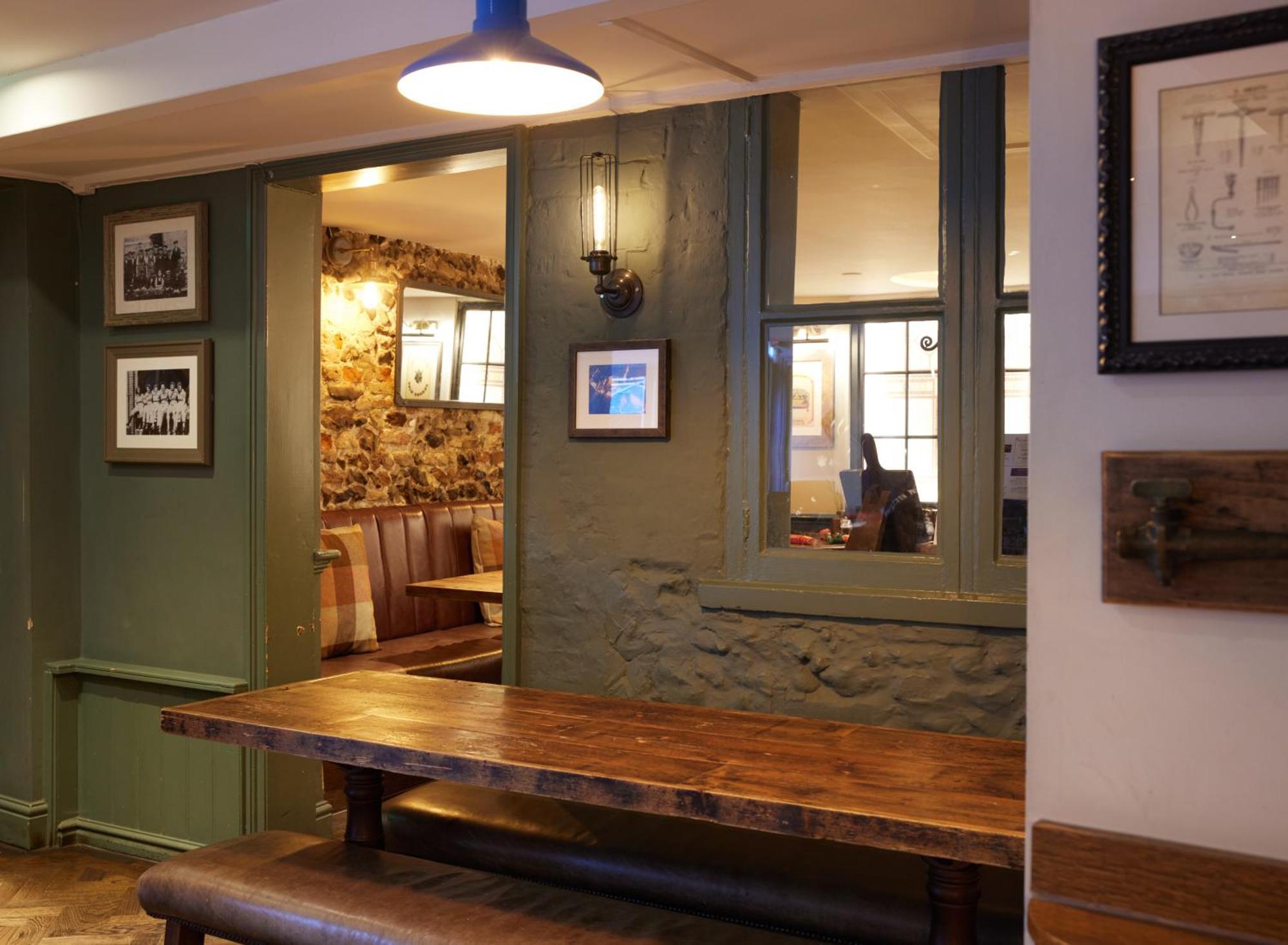 Dog And Partridge By Greene King Inns Bury St. Edmunds Exterior photo